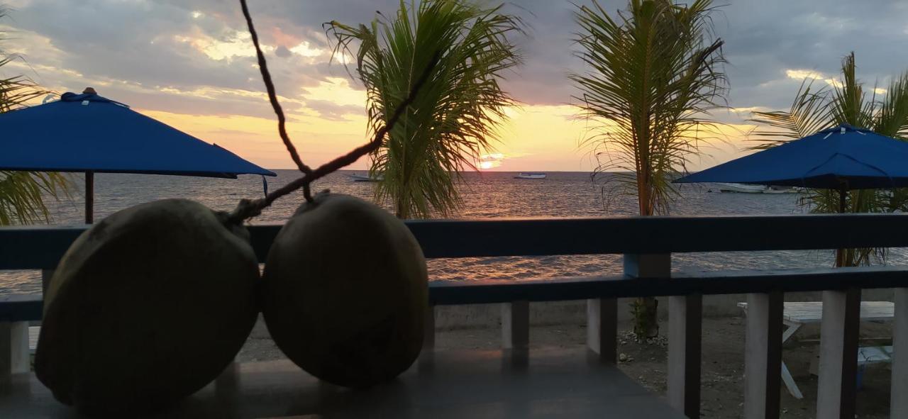 Moyo Island Resort Eksteriør bilde