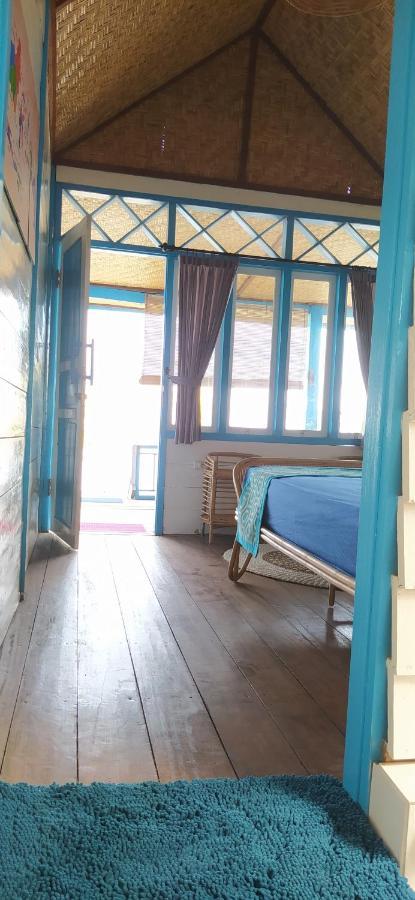 Moyo Island Resort Eksteriør bilde