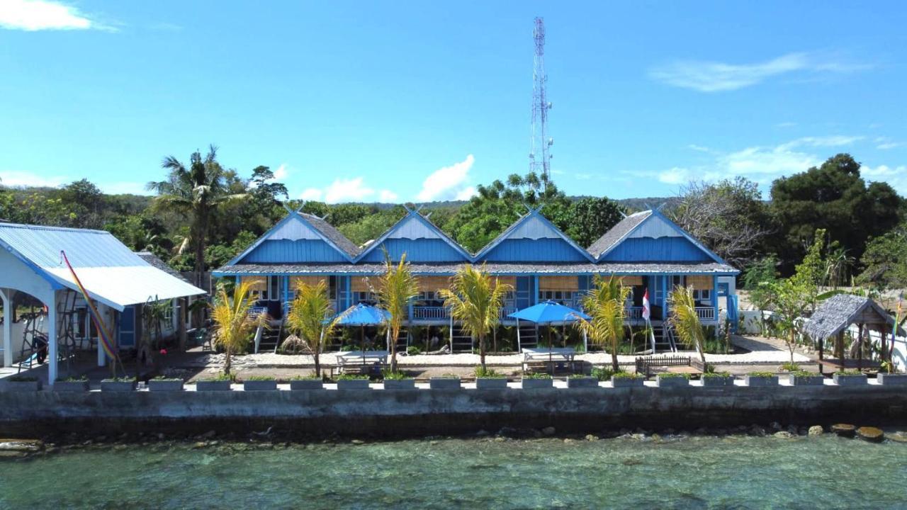 Moyo Island Resort Eksteriør bilde