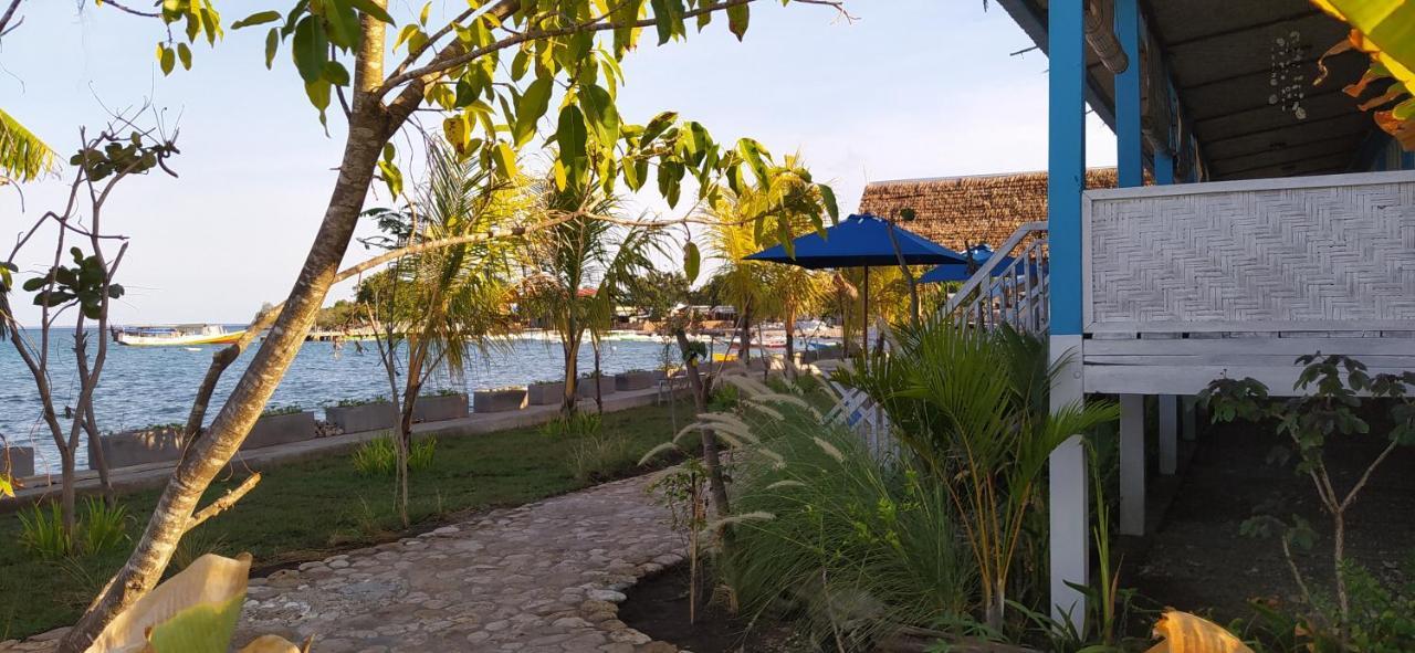 Moyo Island Resort Eksteriør bilde